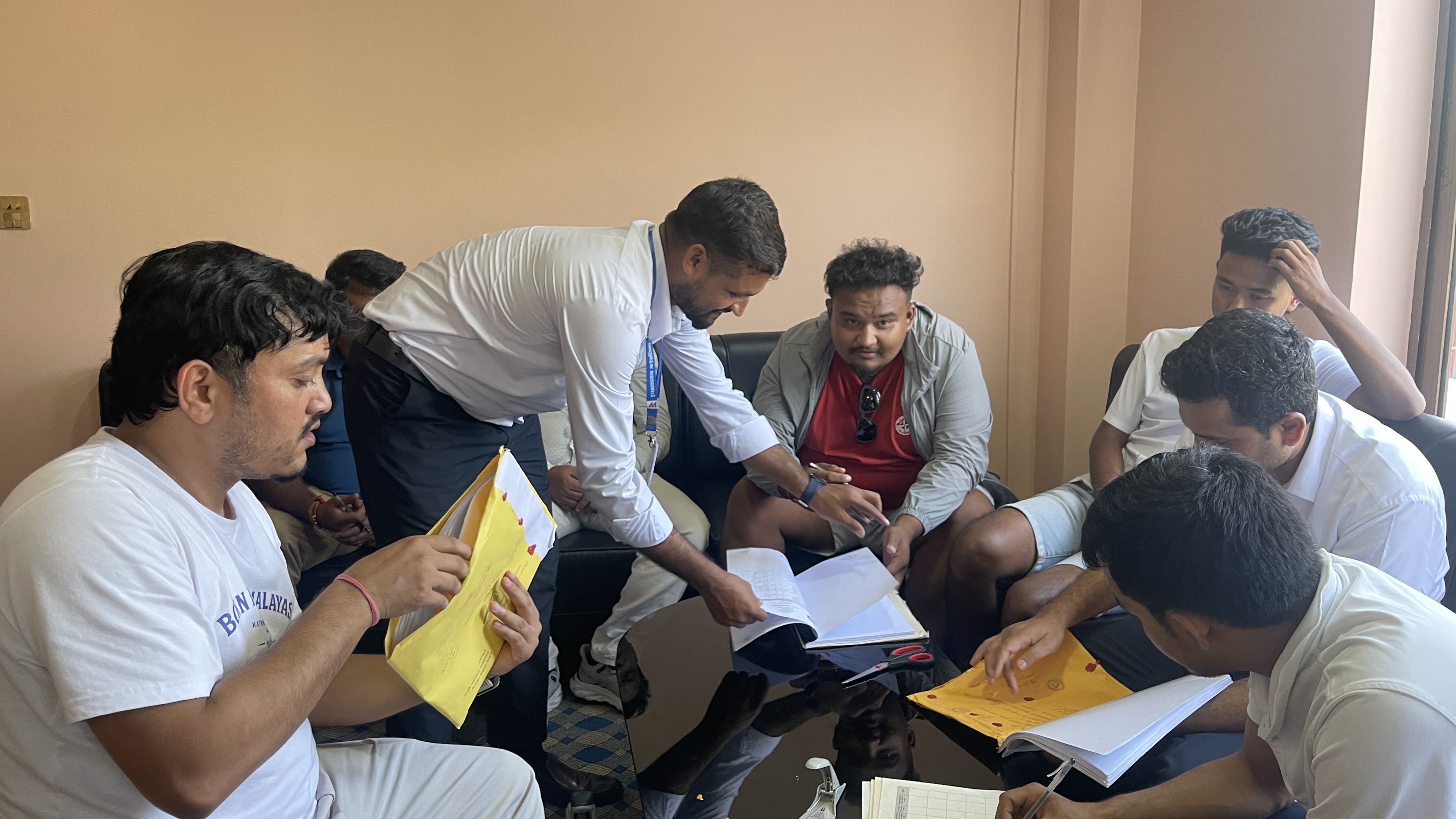 इच्छाकामनामा तीन आयोजनाको बोलपत्र सार्वजनिक रूपमा खोलियो