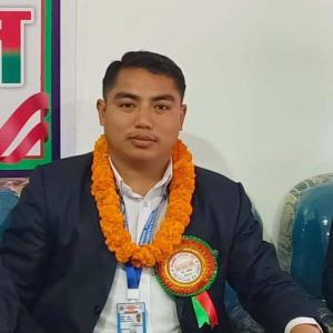 नवराज श्रेष्ठ