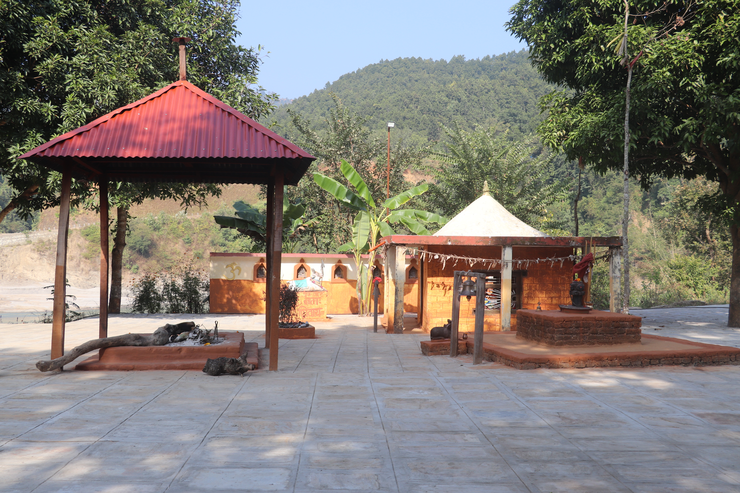 टाप्पुधाम क्षेत्र रामपुर -१