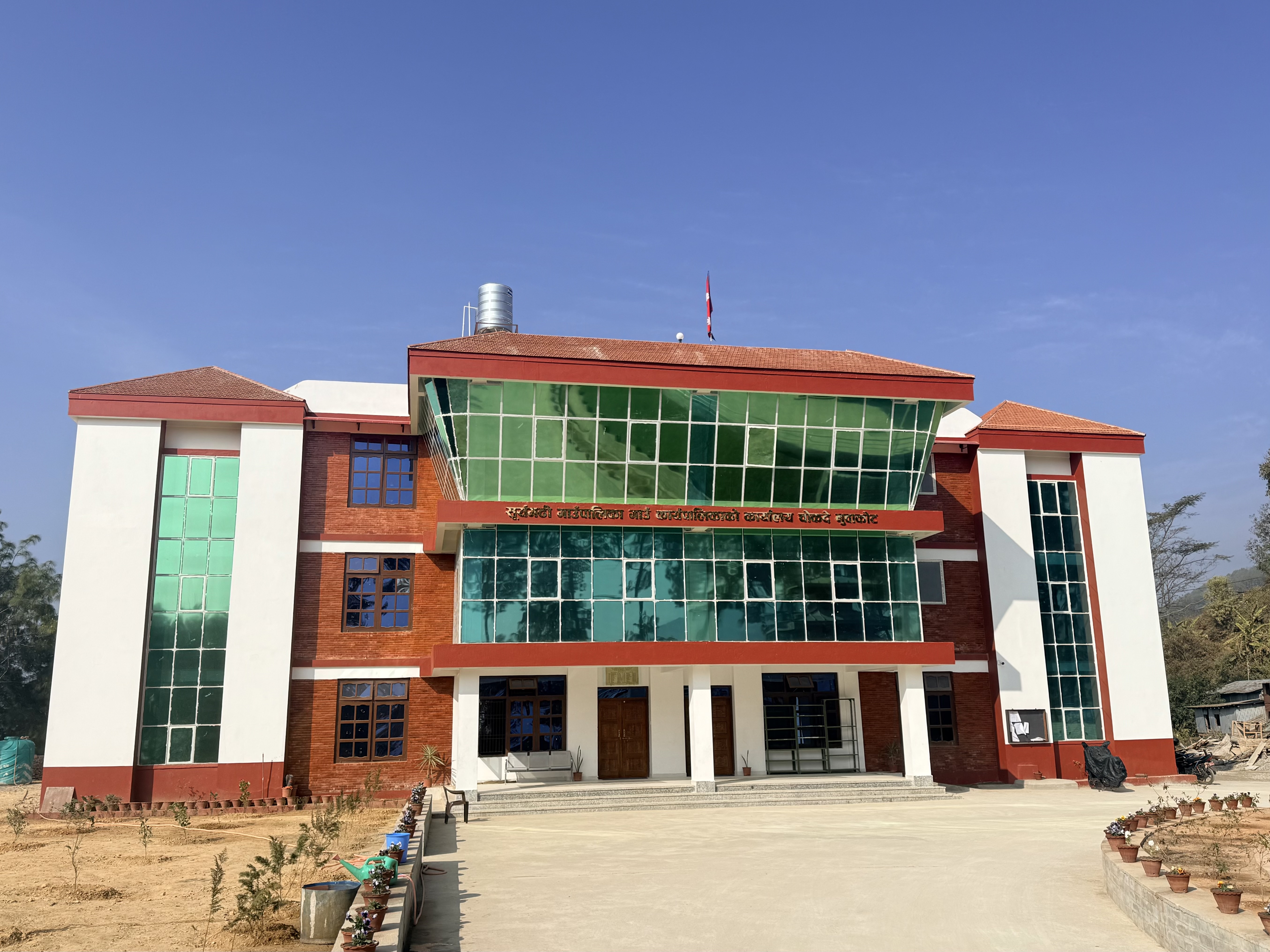 सूर्यगढी गाउँपालिका प्रशासकीय भवन