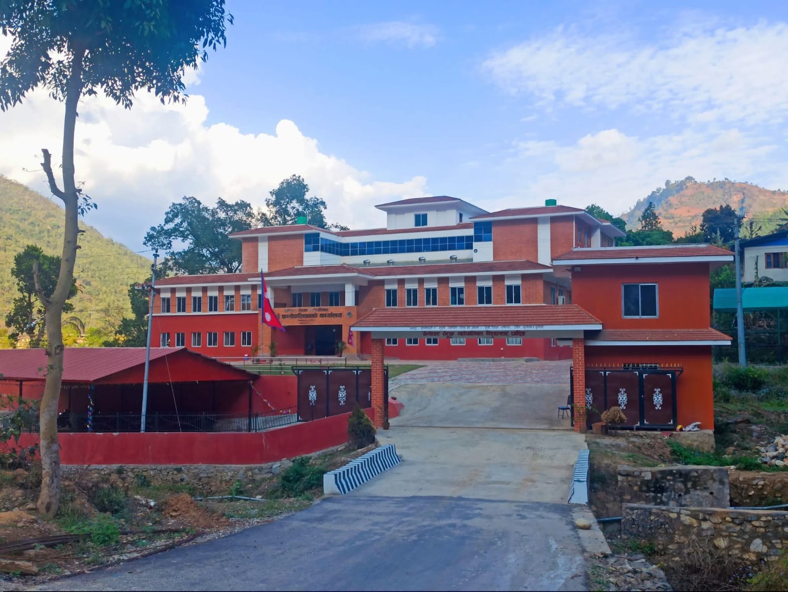 बेनीघाट रोराङ गाउँपालिका गाउँ कार्यपालिकाको कार्यालय,विशालटार, धादिङ, बाागमती प्रदेश, नेपाल
