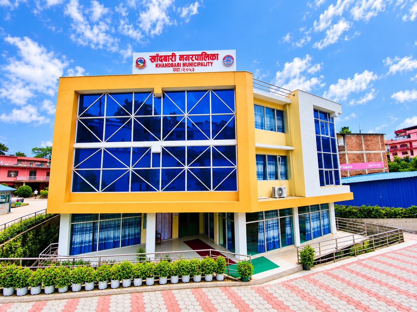 खाँदबारी नगरपालिका,  प्रशासनिक भवन।